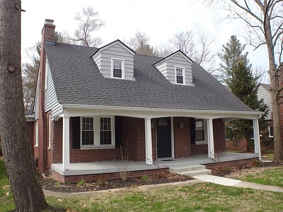 3rd image of 5472 N Kenwood Ave