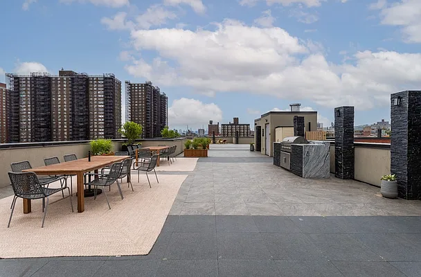 Rented by Bond New York | media 44