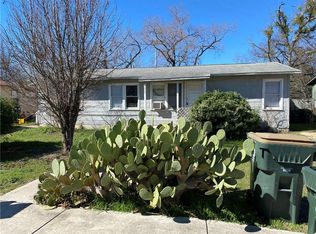 1033 Haynes St, San Marcos, TX 78666