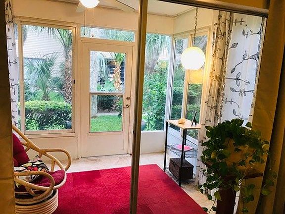 4th image of 1515 Bayshore Blvd APT 2