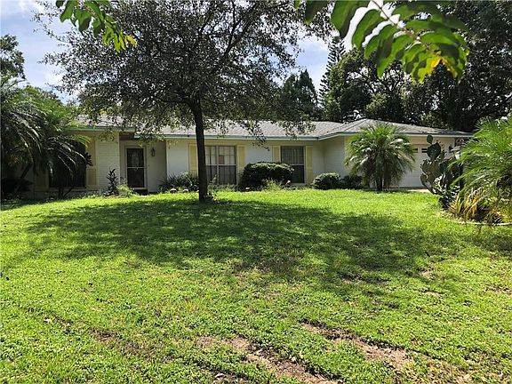 3rd image of 1105 Lady Elaine Dr