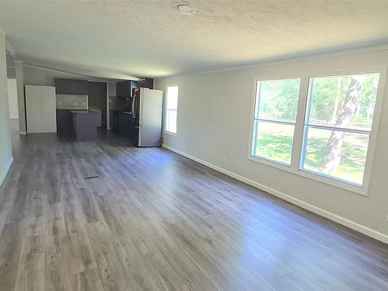 24321 Cherry Hill Dr — Photo 10