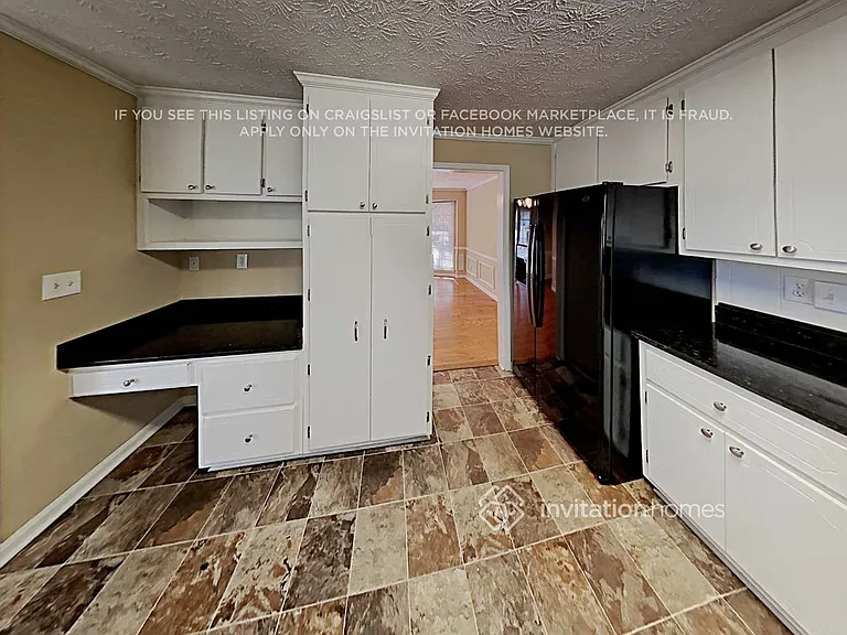 4611 Pine Harbor Ct NE — Photo 10