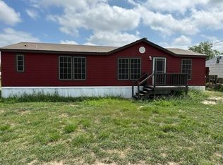 5310 McAllen Ln, Zapata, TX 78076