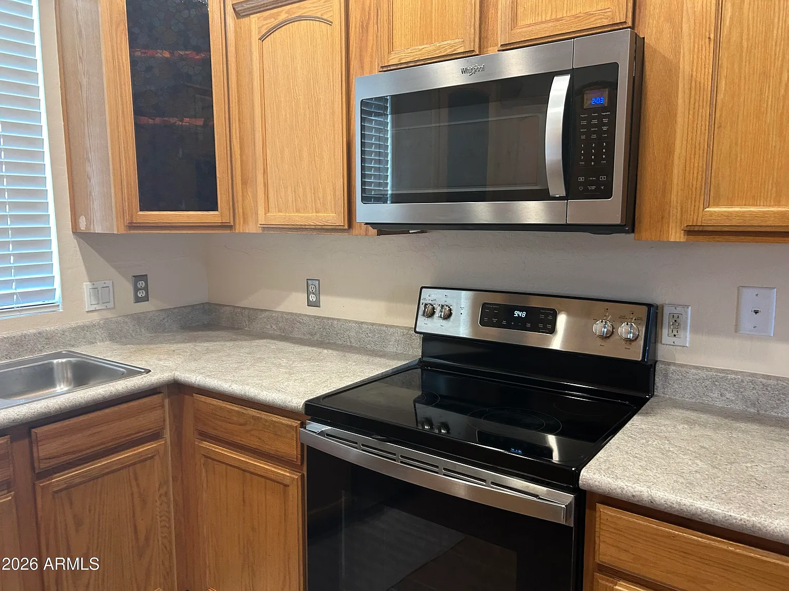 3 bed, 2.0 bath, 1007 sqft, $1,700 — Photo 4