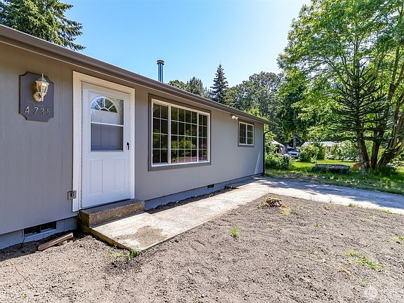 3rd image of 4735 Gallup Court SE