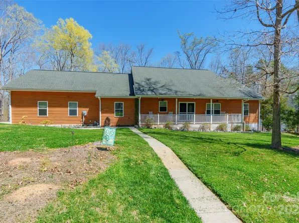 452 Countrywood Pl SE, Concord, NC 28025