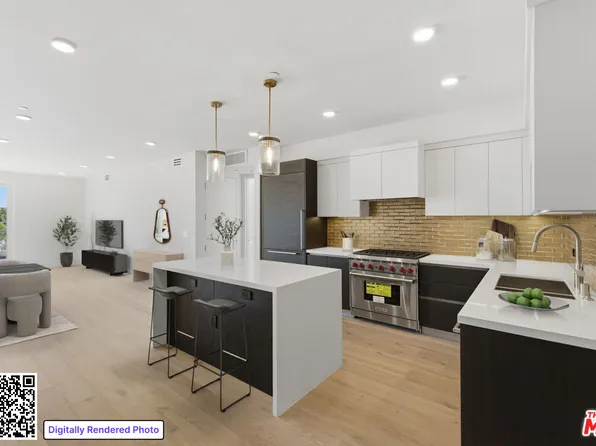 505 S Barrington Ave #404, Los Angeles, CA 90049