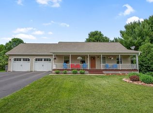 1231 Meadowlark Ln, New Richmond, WI 54017