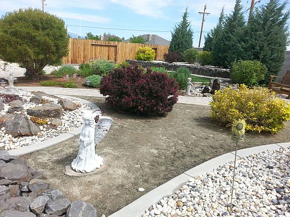 5th image of 1047 Silveranch Dr