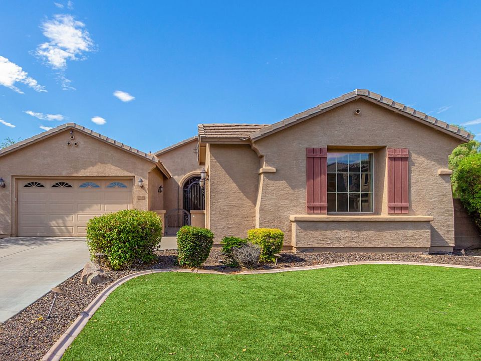 1st image of 2844 E Honeysuckle Pl