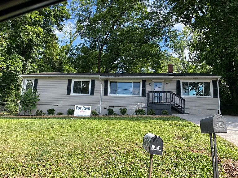 1408 Bluebird Dr — Photo 1