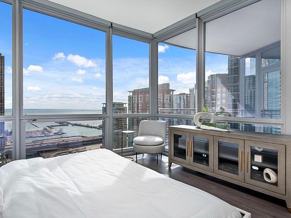 5th image of 240 E Illinois St #3306