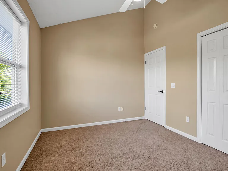 691 Skinnersville Rd #4 — Photo 13