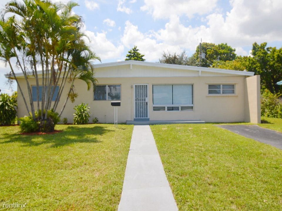 40110145_18012-nw-8th-ave-_miami-gardens_fl_2016_1