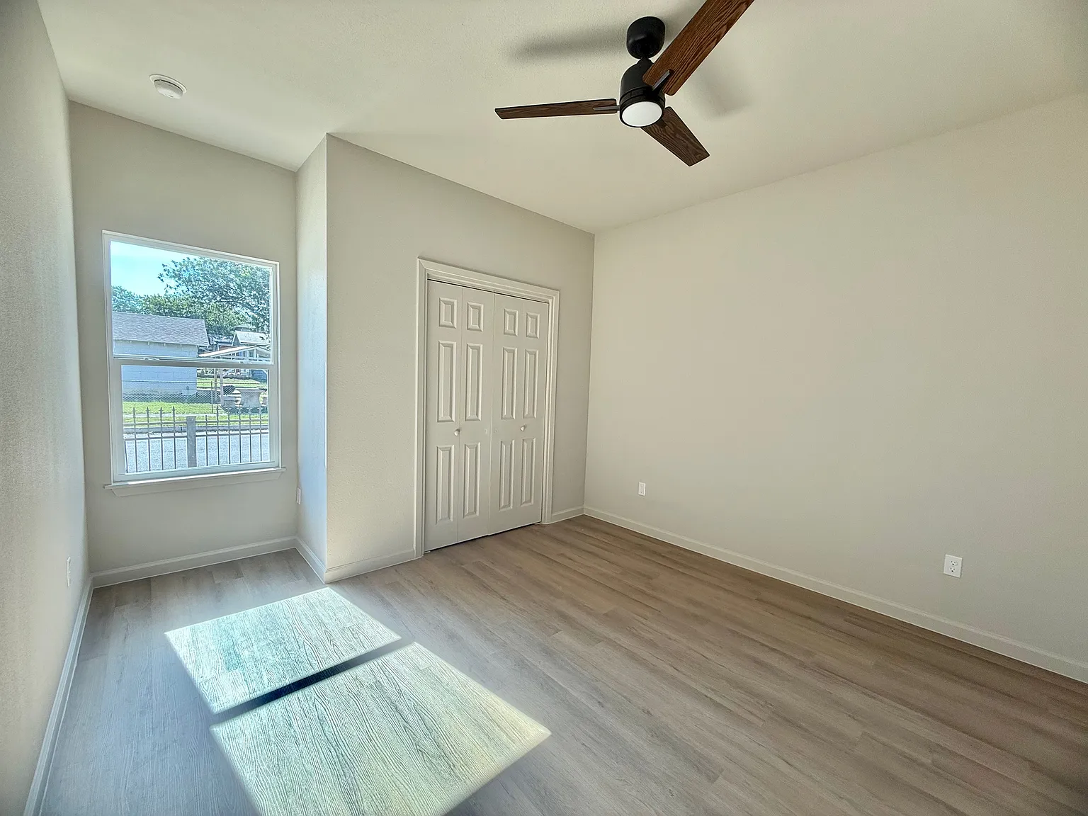2 bed, 800 sqft, $1,450 — Photo 4
