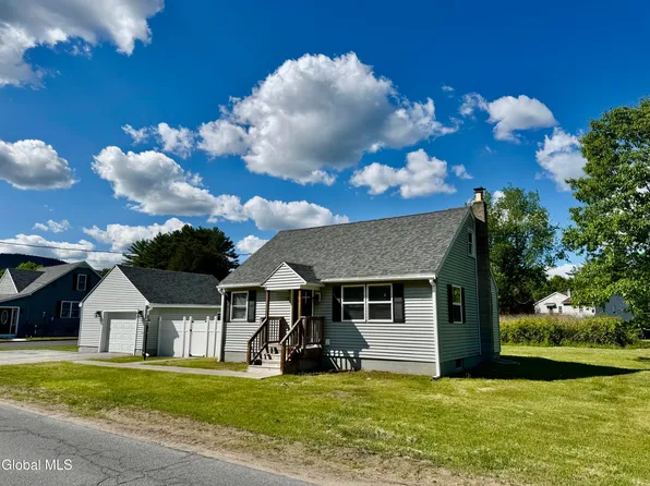 18 3rd Avenue, Hadley, NY 12835