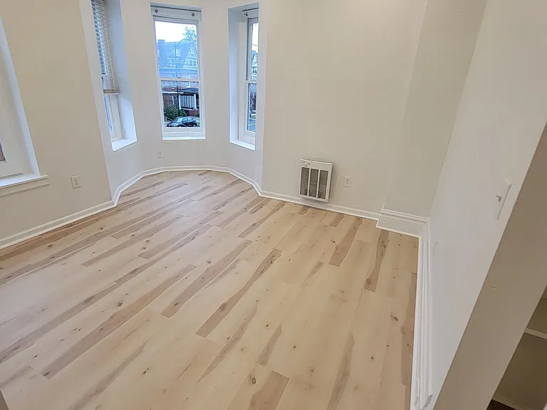 1528 N 2nd St #3 — Photo 2