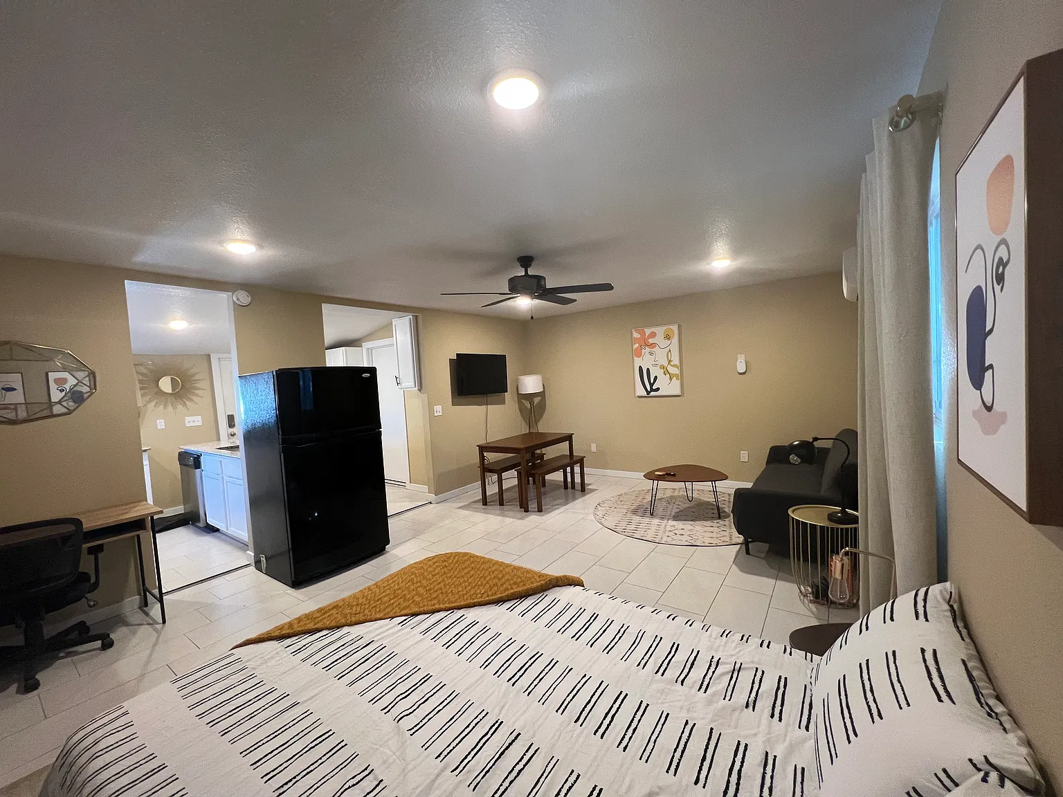 4353 Columbine St — Photo 2