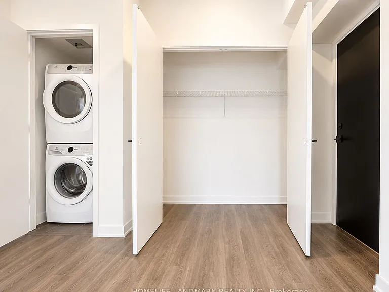 609 Sherbourne St #3904 — Photo 3