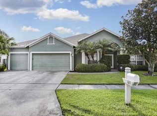 1615 Distant Oaks Dr, Zephyrhills, FL 33543