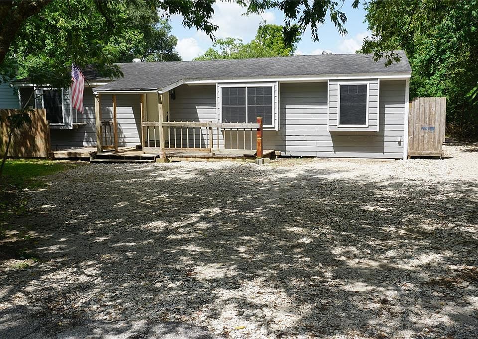 1st image of 4118 Scenic Dr