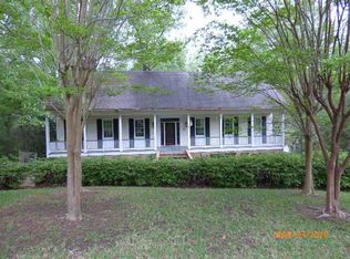 125 Woodhaven Dr, Natchez, MS 39120