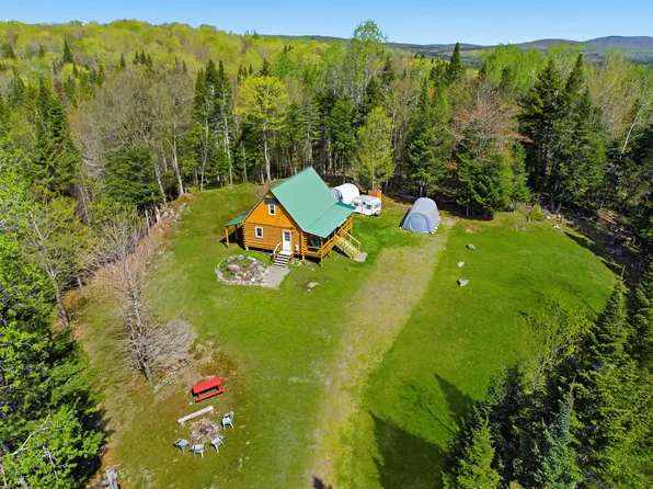 505 Hill Road, Pittsburg, NH 03592