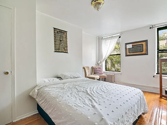 2nd image of 144 Atlantic Ave APT 3