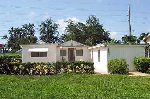 2nd image of 2180 SW 47th St