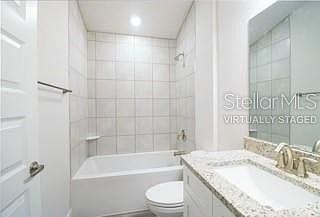 2nd image of 1827 N Roberts Trl