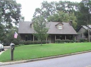 1152 Way Thru The Woods SW, Decatur, AL 35603