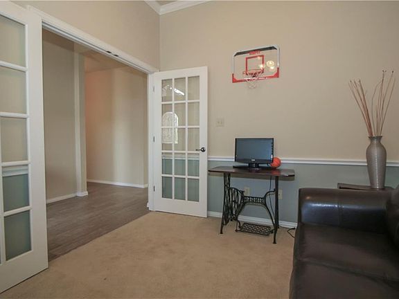 5th image of 5246 Country Club Dr