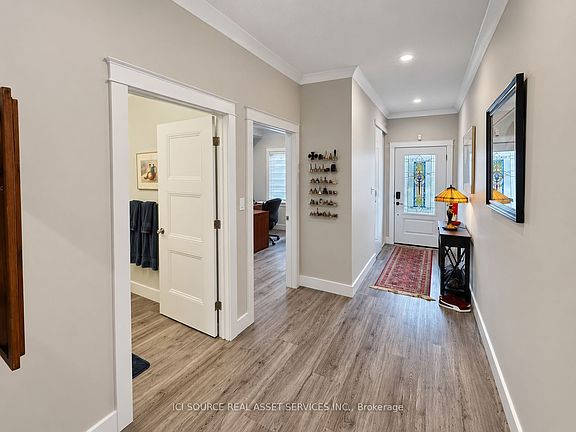2nd image of 1386 15th St E