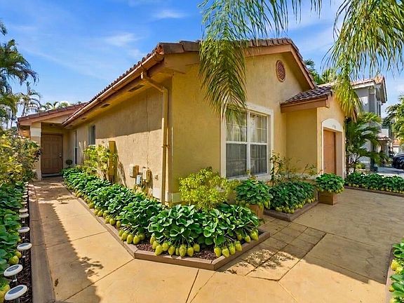 3rd image of 17318 SW 22nd Court