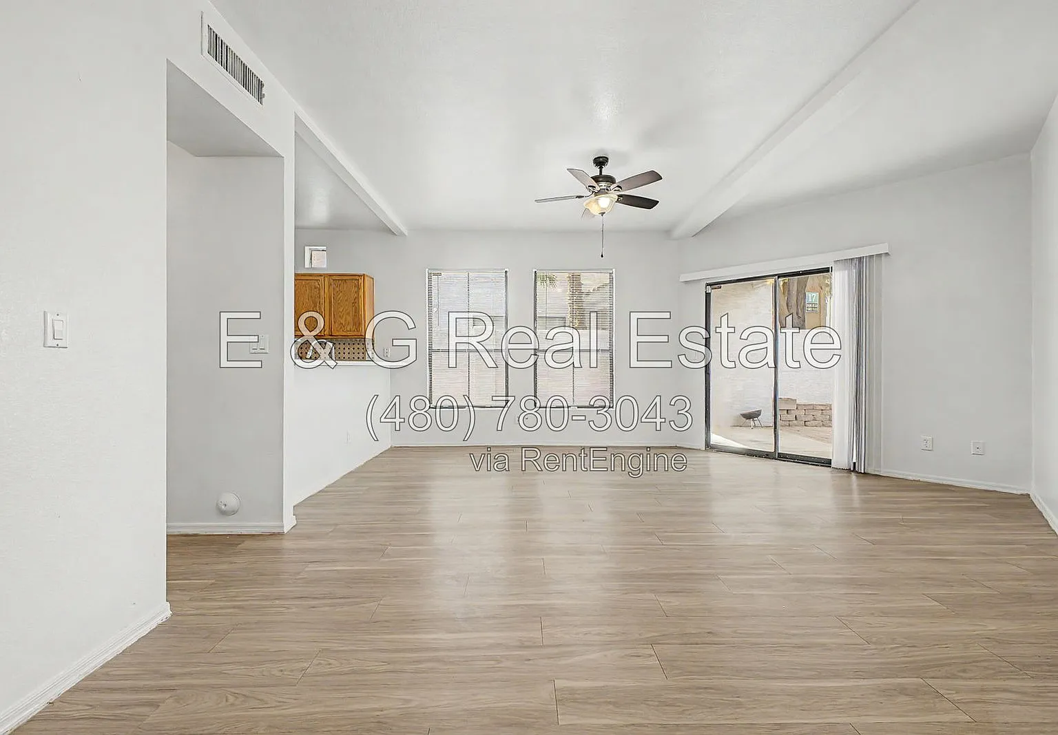 2 bed, 1.0 bath, 1056 sqft, $1,795 — Photo 2
