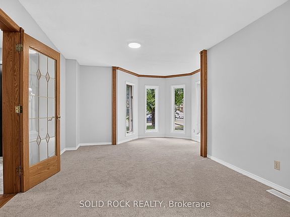 5th image of 54 Huntsman Cres
