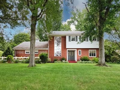 2848 Brodhead Rd, Aliquippa, PA, 15001