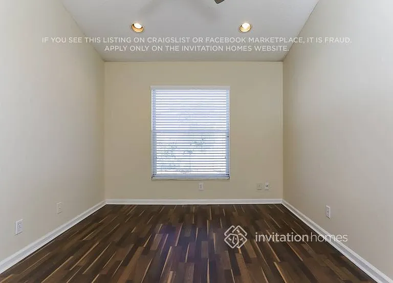 1369 Fairfax Cir E — Photo 12