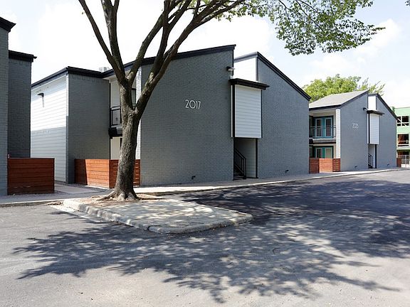 2nd image of 1921 Moser Ave #B1