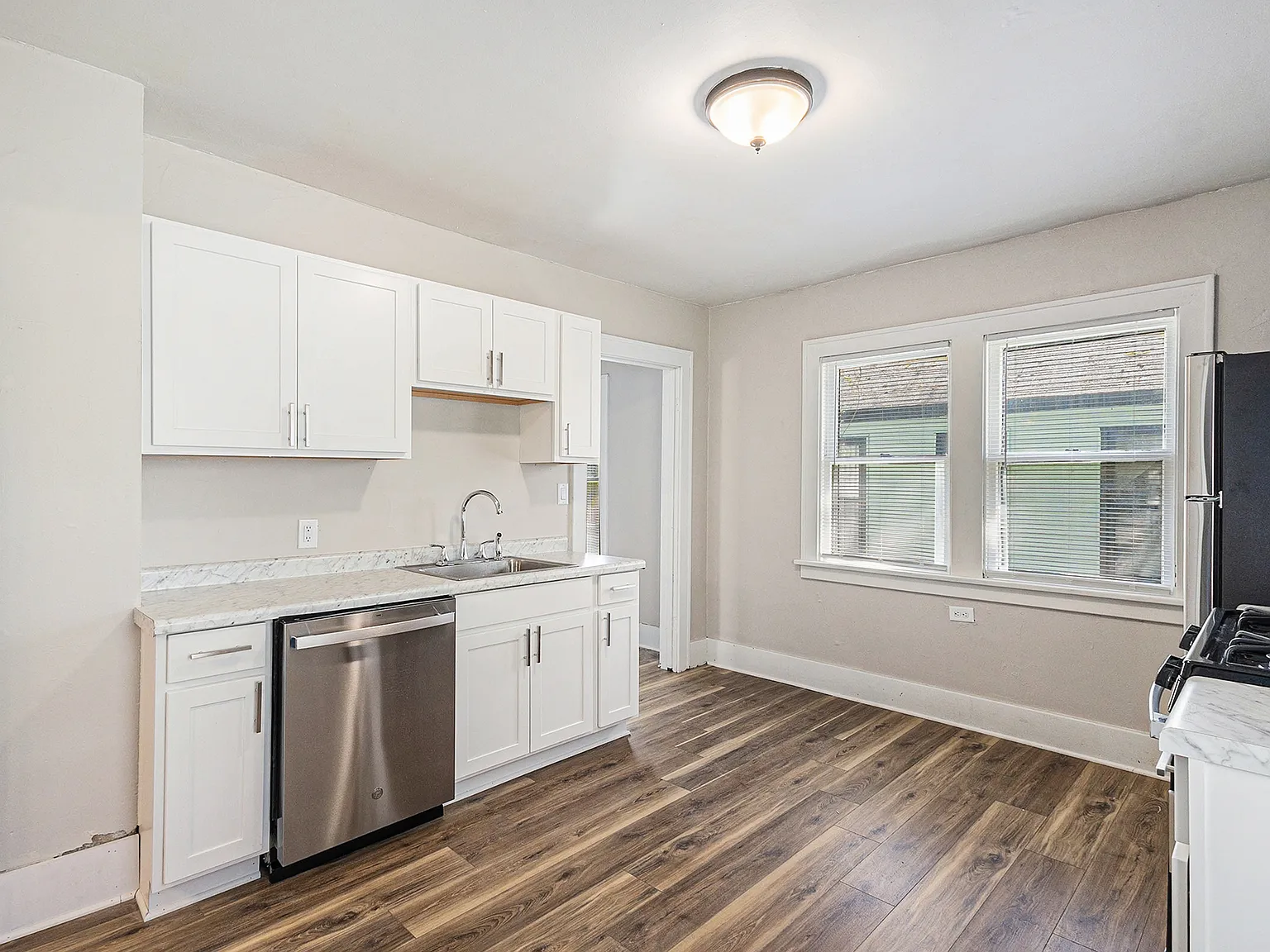 2 bed, 864 sqft, $1,250 — Photo 4
