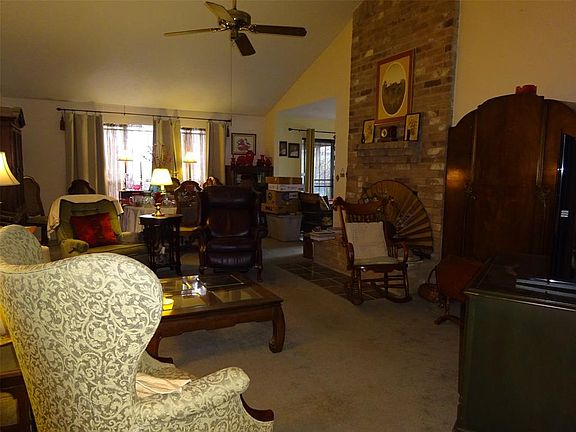3rd image of 10402 Jockey Club Dr
