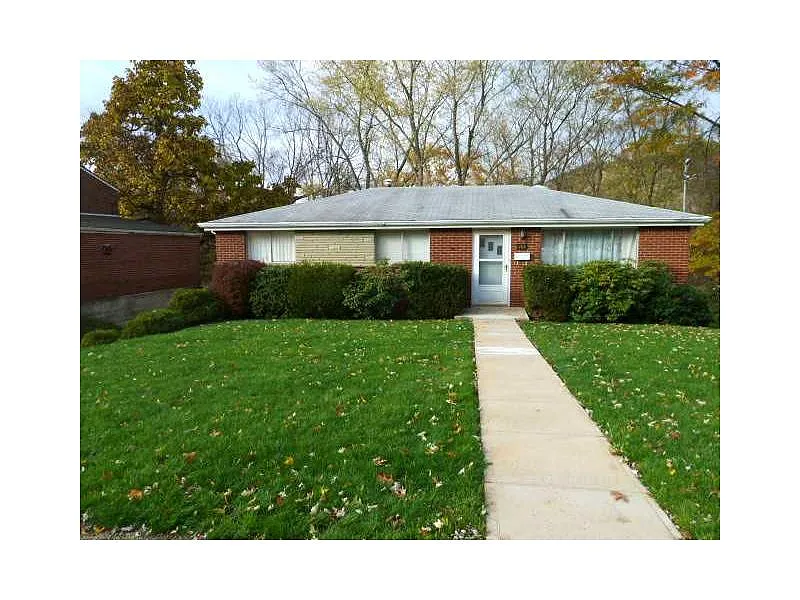 183 McKenzie Dr photo 1