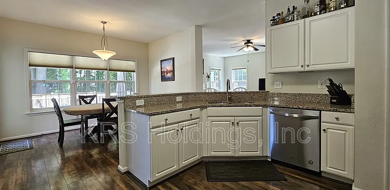 125 Crosspointe Ct — Photo 12