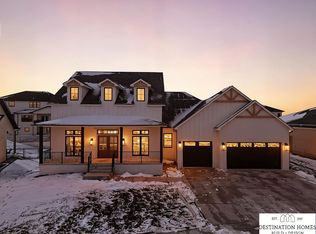 1143 Tuscan Trl, Hickman, NE 68372