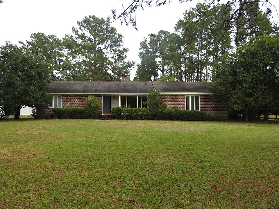 1st image of 1392 Woodland Dr