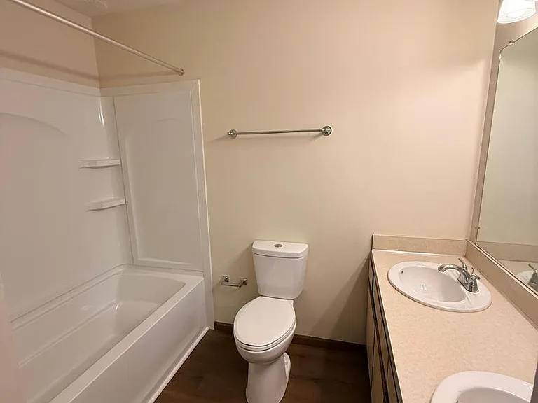 31400 N Marginal Rd — Photo 12