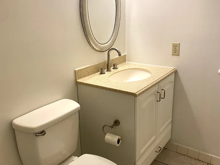 2322 S Cypress Bend Dr #711 — Photo 16