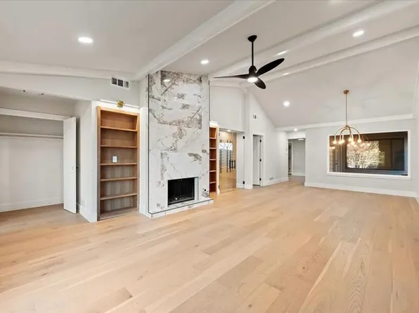 7639 Royal Ln, Dallas, TX 75230