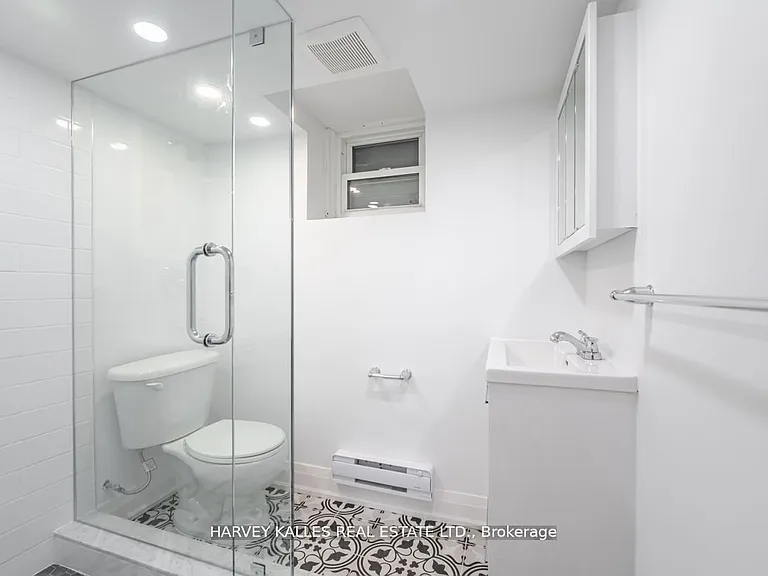 44 Browning Ave #BASEMENT — Photo 20